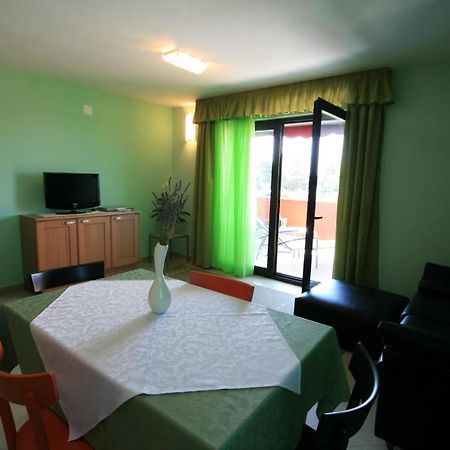 Villa Egida Capris โลเวร็ตชิกา ห้อง รูปภาพ
